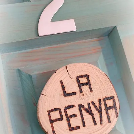 Casa Pura Vida * Relleu